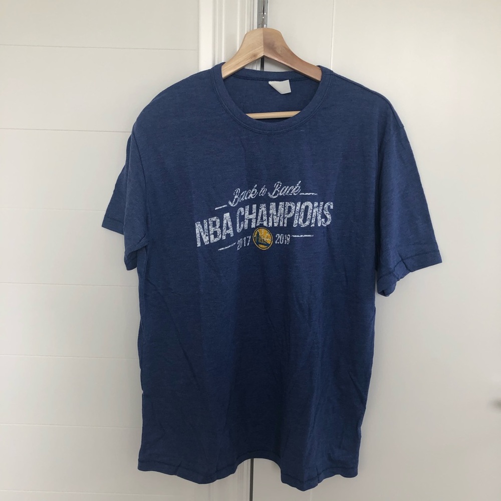 NWOT Men’s warriors athletic tee